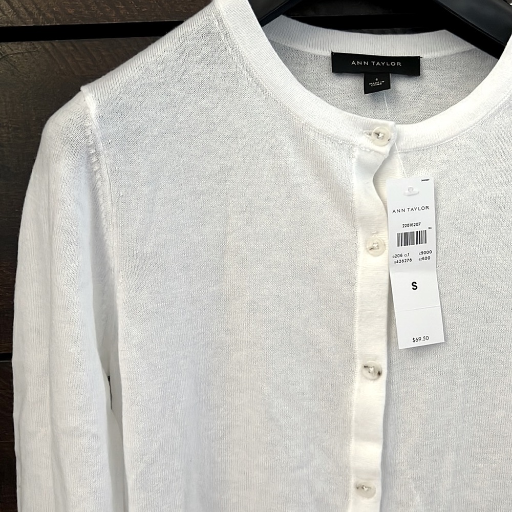 NWOT Ann Taylor White Cardigan Sweater Size S - Picture 7 of 10